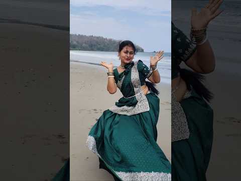 90s Dance Revival: 'Turu Ru Turu Ru' Goes Viral